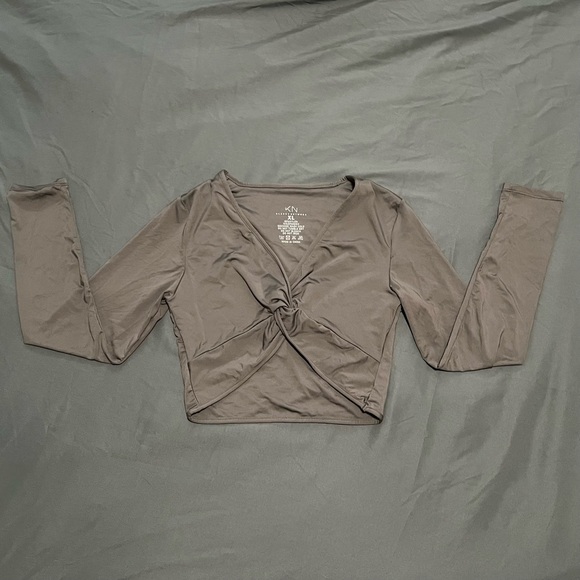 Klassy Network Long Sleeve Crop Top - Picture 1 of 1